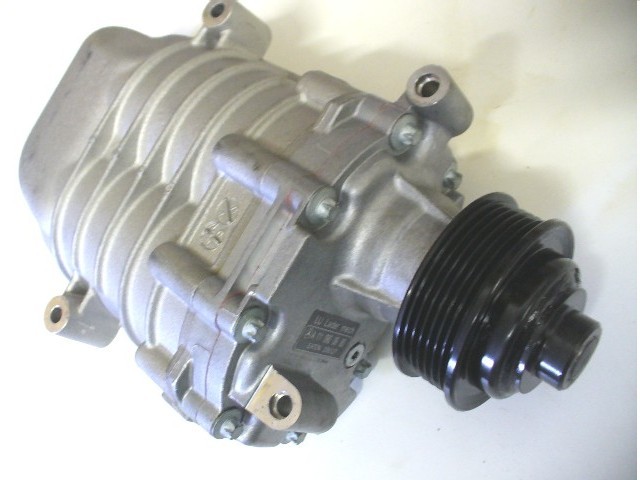 BƠM TĂNG ÁP C203 ĐỘNG CƠ 111.